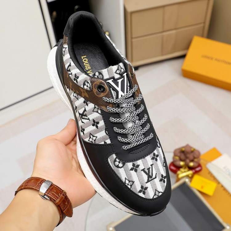 Picture of Louis Vuitton Shoes _SKULVsz38-44mnf024116931